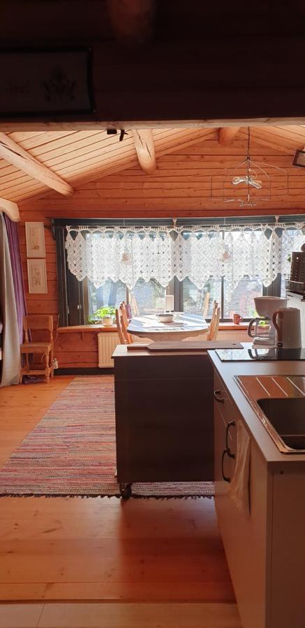 Woodstock B & B Studios Balsta Екстер'єр фото