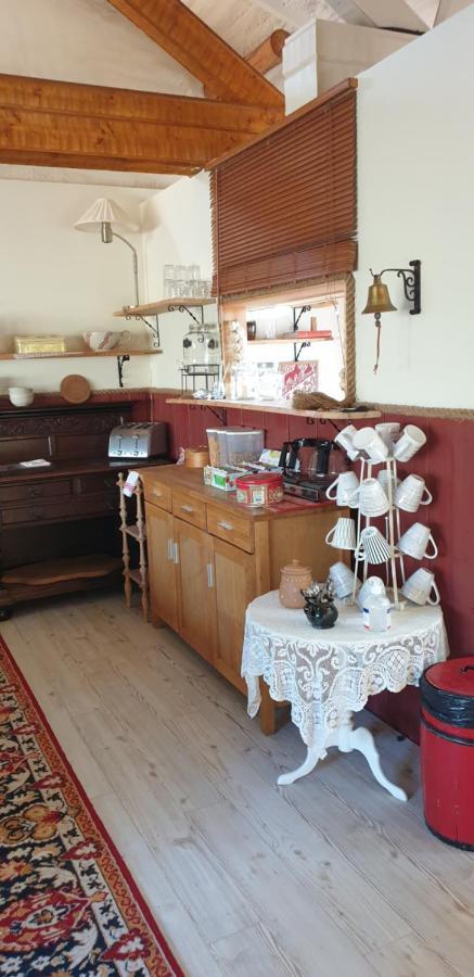 Woodstock B & B Studios Balsta Екстер'єр фото