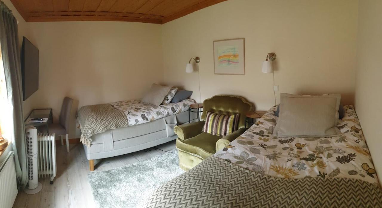 Woodstock B & B Studios Balsta Екстер'єр фото