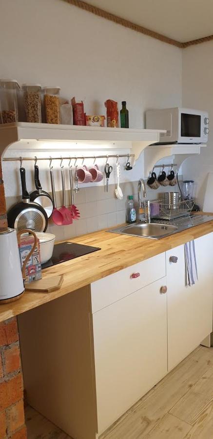 Woodstock B & B Studios Balsta Екстер'єр фото