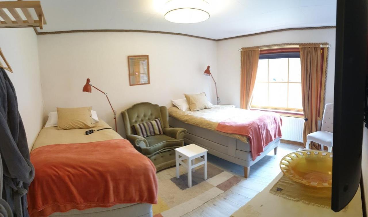 Woodstock B & B Studios Balsta Екстер'єр фото
