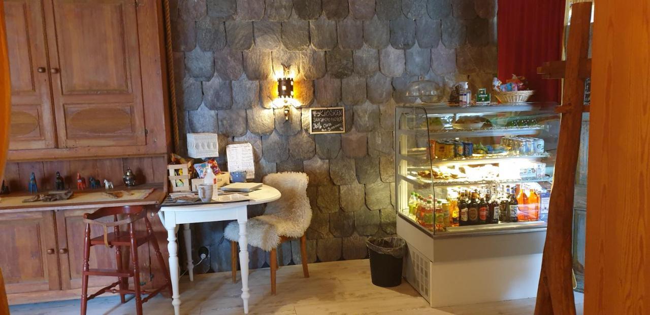 Woodstock B & B Studios Balsta Екстер'єр фото