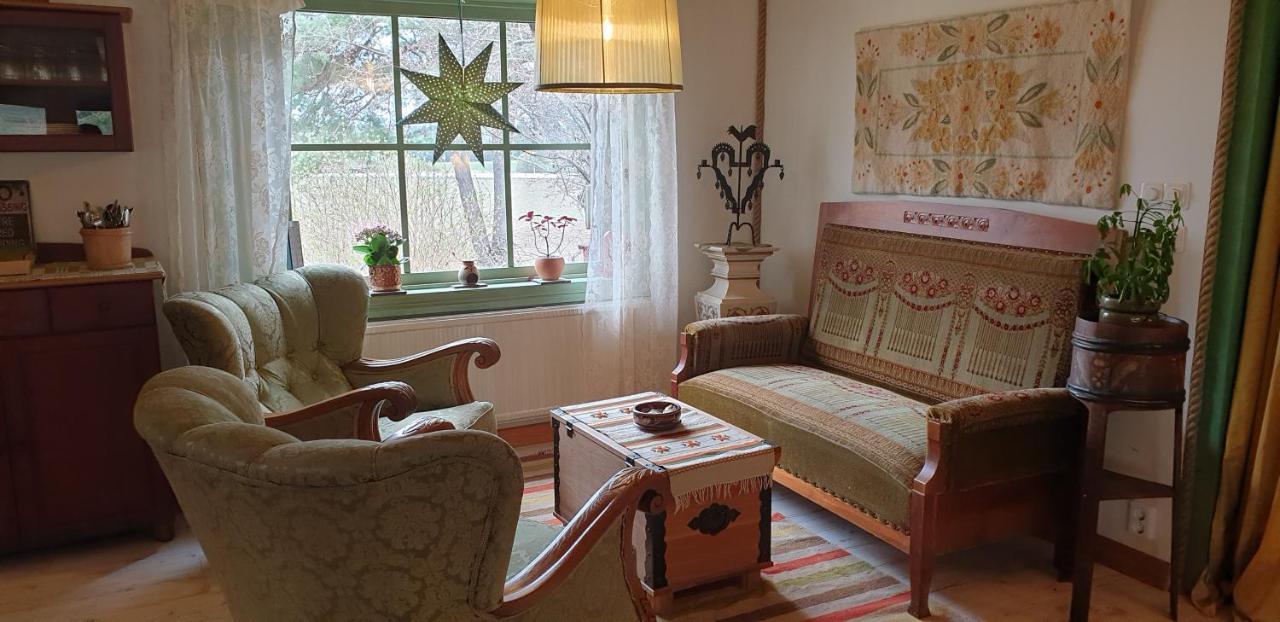 Woodstock B & B Studios Balsta Екстер'єр фото