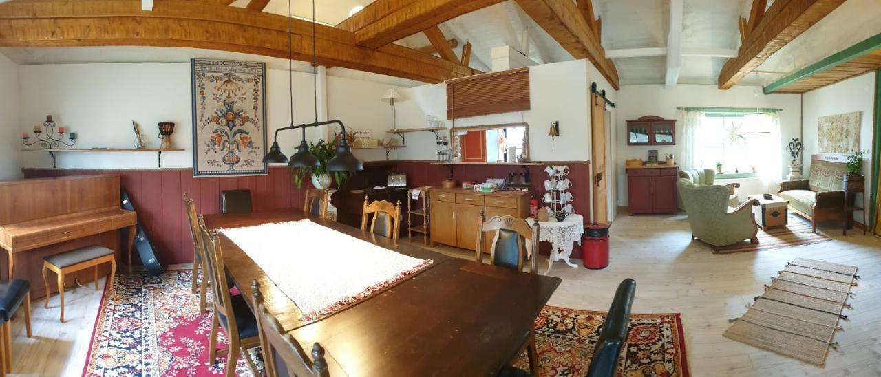 Woodstock B & B Studios Balsta Екстер'єр фото