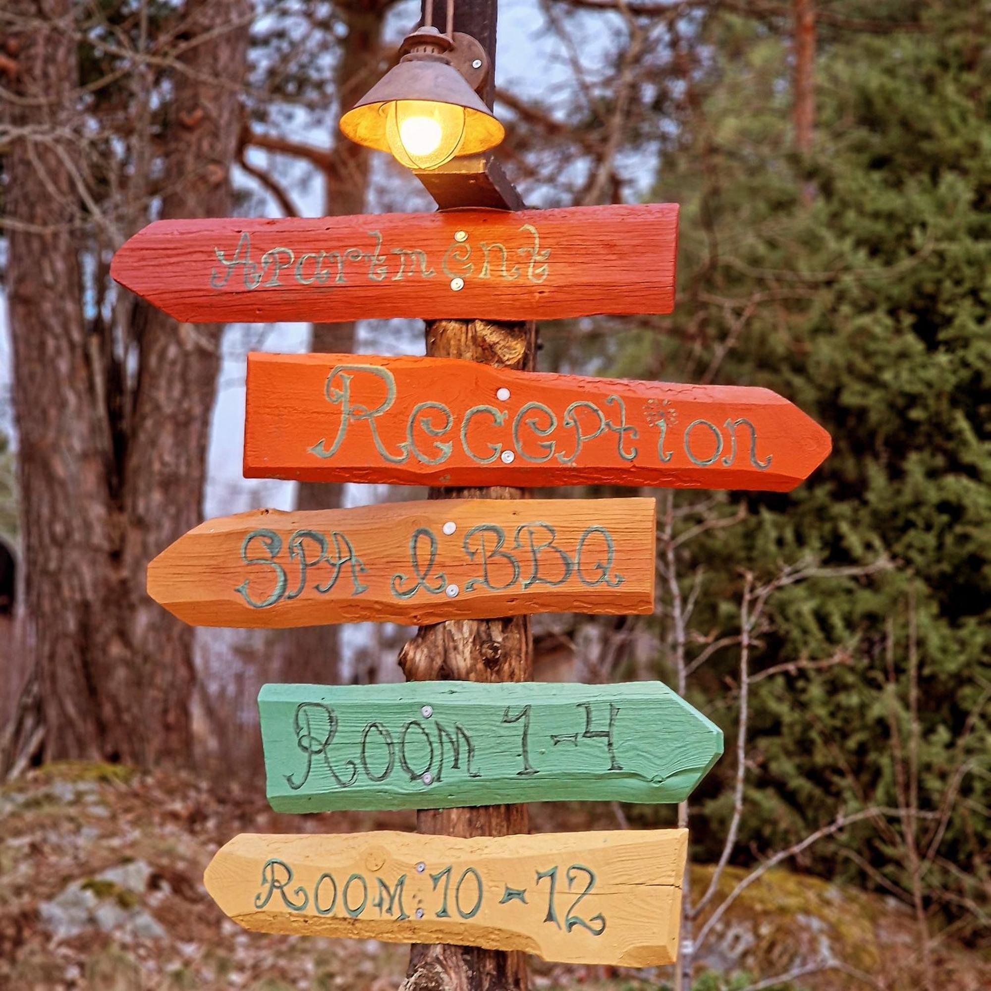 Woodstock B & B Studios Balsta Екстер'єр фото